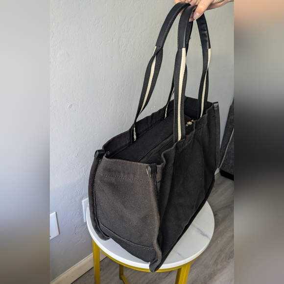 MARC JACOBS CANVAS LARGE TOTE BLACK. - Picture 10 of 15